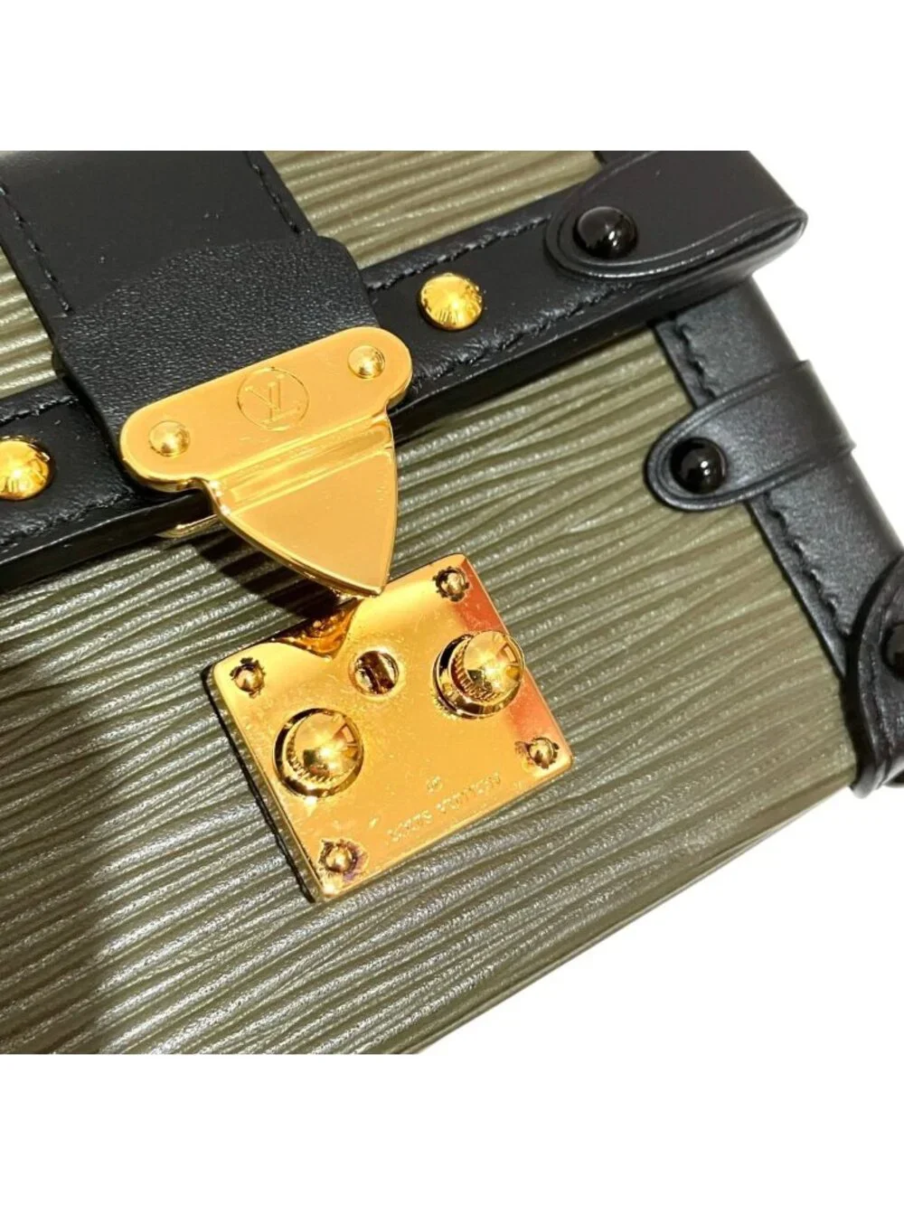 Louis Vuitton Portefeuille Trunk Mini Epi Shoulder Bag Leather